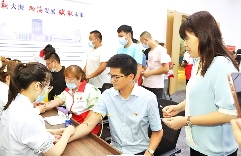 “喜迎二十大志愿我先行”造血干细胞采样暨应急救护员培训活动